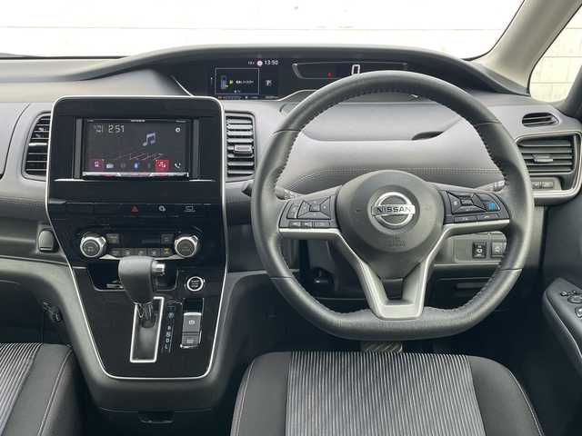 日産 セレナ ハイウェイスター V 山口県 2019(令1)年 2.7万km ブリリアントホワイトパール 2トーン エマージェンシーブレーキ/セーフティーパックB/社外ディスプレイオーディオ/CD/DVD/SD/iPod/BT/ETC/バックカメラ/全周囲カメラ/レーダークルーズコントロール/パーキングアシスト/プロパイロット/ハンズフリー両側オートスライドドア/前後ドライブレコ―ダー/前後コーナーセンサー/ドアバイザー/純正フロアマット/電動格納ミラー