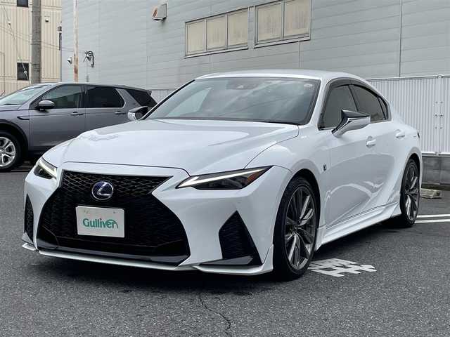 レクサス ＩＳ 300h Fスポーツ 群馬県 2022(令4)年 4.4万km ホワイトパールクリスタルシャイン ワンオーナー/バックカメラ/ビルトインETC2.0/ハーフレザーシート/シートメモリー/パワーシート(D＋N席)/シートヒーター(D＋N席)/クルーズコントロール(追従走行有)/純正アルミホイール/フルセグテレビ/LEDヘッドライト/純正ナビ/CD.DVD再生