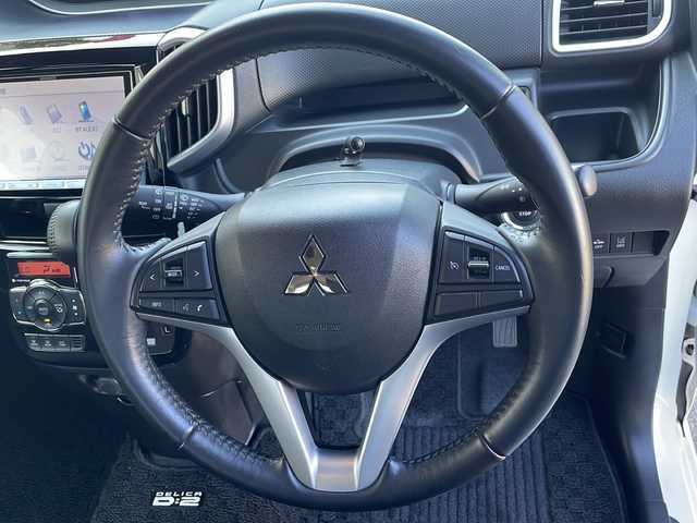 三菱 デリカＤ：２ カスタムHV　MV 福島県 2017(平29)年 1.6万km ピュアホワイトP 純正ナビ フルセグTV バックモニター プリップダウンモニター ETC 両側パワースライドドア　クルーズコントロール 純正マット 車線逸脱警報 横滑り防止 衝突被害軽減 取扱説明書 保証書 記録簿