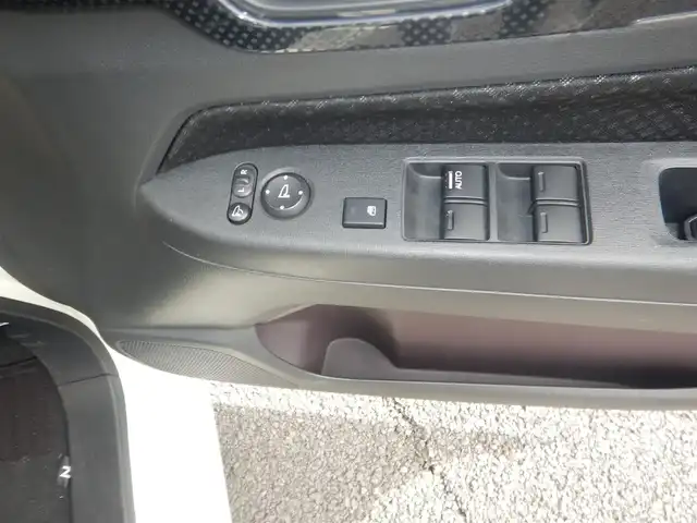 ホンダ Ｎ ＷＧＮ カスタム G ターボパッケージ 静岡県 2014(平26)年 7.9万km プレミアムホワイトパール パイオニアナビ　AVIC-MRZ06/ワンセグ/BT接続/DVD再生/CD再生/CTBA（衝突軽減ブレーキ）/クルーズコントロール/パドルシフト/本革巻きステアリング/HIDヘッドライト/オートライト/フォグランプ/ハーフレザーシート/スマートキー×2/プッシュスタート/電動格納ミラー/ウインカーミラー/純正フロアマット・バイザー/取説・保証書　