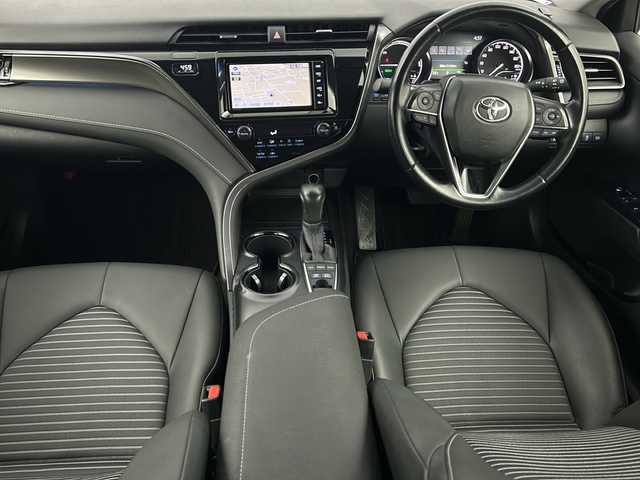 トヨタ カムリ WS 福島県 2019(平31)年 6.5万km アティチュードブラックマイカ /禁煙車/／純正ナビ/／衝突軽減/／レーダクルーズ/／ＥＴＣ/／フルセグ/／ハーフレザーシート/／前席パワーシート/／パドルシフト/／オートマチックハイビーム/／オートライト/／オートエアコン/／純正１８インチアルミ