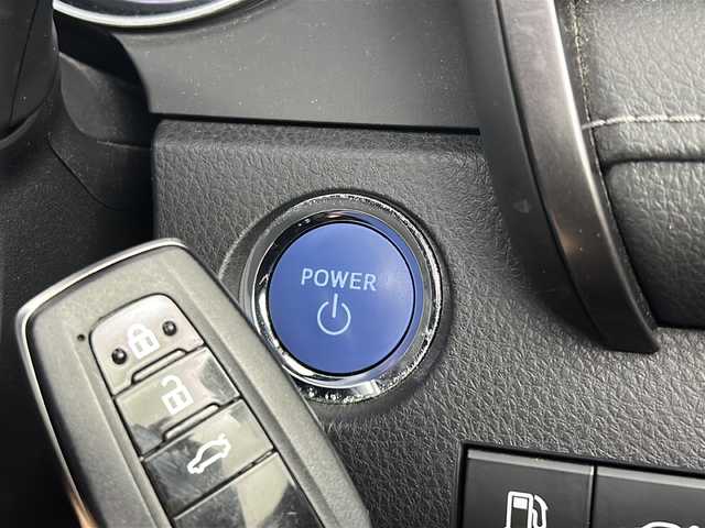 トヨタ カムリ WS 福島県 2019(平31)年 6.5万km アティチュードブラックマイカ /禁煙車/／純正ナビ/／衝突軽減/／レーダクルーズ/／ＥＴＣ/／フルセグ/／ハーフレザーシート/／前席パワーシート/／パドルシフト/／オートマチックハイビーム/／オートライト/／オートエアコン/／純正１８インチアルミ