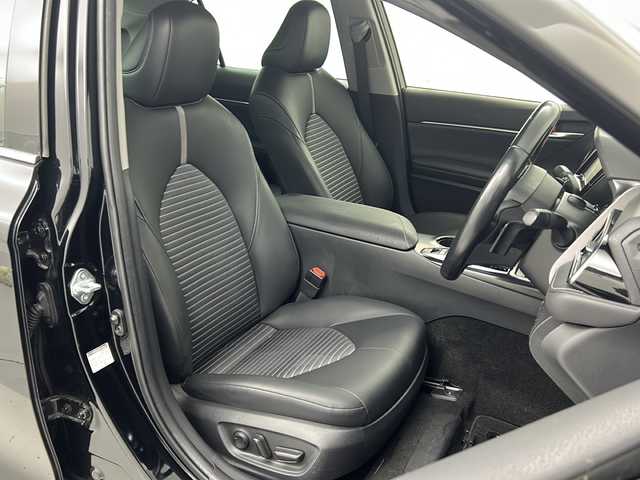 トヨタ カムリ WS 福島県 2019(平31)年 6.5万km アティチュードブラックマイカ /禁煙車/／純正ナビ/／衝突軽減/／レーダクルーズ/／ＥＴＣ/／フルセグ/／ハーフレザーシート/／前席パワーシート/／パドルシフト/／オートマチックハイビーム/／オートライト/／オートエアコン/／純正１８インチアルミ