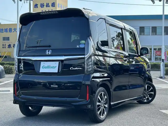 ホンダ Ｎ ＢＯＸ カスタム G L ホンダセンシング 愛媛県 2020(令2)年 5.9万km クリスタルブラックパール 登録時走行距離：58914km/ディーラーOP純正ナビ/CD/DVD/BT/フルセグTV/ETC/バックカメラ/追従クルコン/レーンキープアシスト/衝突軽減システム/横滑り防止装置/片側パワスラ/LEDヘッドライト/オートライト/フォグランプ/エンジンスタートボタン/スマートキー/純正アルミホイール/AAC/コーナーセンサー