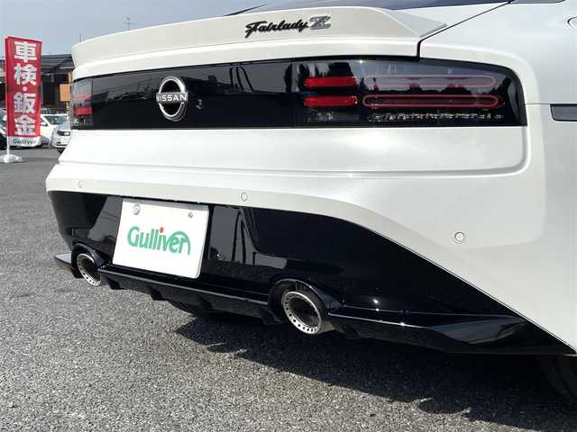 日産 フェアレディ Ｚ バージョンST 千葉県 2023(令5)年 0.1万km未満 パール ニッサン９インチコネクトナビ／フルセグＴＶ/Ｂｌｕｅｔｏｏｔｈ/Ａｐｐｌｅ　ＣａｒＰｌａｙ・Ａｎｄｒｏｉｄ　Ａｕｔｏ連携機能/Ａｍａｚｏｎ　Ａｌｅｘａ搭載/ＢＯＳＥサウンドシステム/レイズ製１９インチ鍛造ＡＷ/レーダークルーズコントロール/衝突軽減ブレーキ/レーンキープアシスト/ブラインドスポットモニター/前後コーナセンサー/サイド＆カーテンエアバック/保証書/取扱説明書/スペアキー