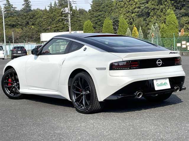 日産 フェアレディ Ｚ バージョンST 千葉県 2023(令5)年 0.1万km未満 パール ニッサン９インチコネクトナビ／フルセグＴＶ/Ｂｌｕｅｔｏｏｔｈ/Ａｐｐｌｅ　ＣａｒＰｌａｙ・Ａｎｄｒｏｉｄ　Ａｕｔｏ連携機能/Ａｍａｚｏｎ　Ａｌｅｘａ搭載/ＢＯＳＥサウンドシステム/レイズ製１９インチ鍛造ＡＷ/レーダークルーズコントロール/衝突軽減ブレーキ/レーンキープアシスト/ブラインドスポットモニター/前後コーナセンサー/サイド＆カーテンエアバック/保証書/取扱説明書/スペアキー