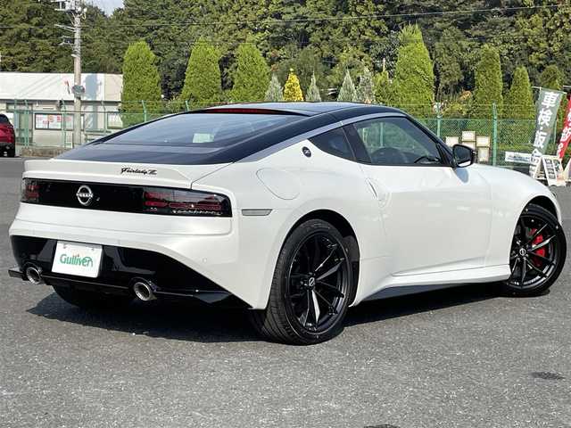 日産 フェアレディ Ｚ バージョンST 千葉県 2023(令5)年 0.1万km未満 パール ニッサン９インチコネクトナビ／フルセグＴＶ/Ｂｌｕｅｔｏｏｔｈ/Ａｐｐｌｅ　ＣａｒＰｌａｙ・Ａｎｄｒｏｉｄ　Ａｕｔｏ連携機能/Ａｍａｚｏｎ　Ａｌｅｘａ搭載/ＢＯＳＥサウンドシステム/レイズ製１９インチ鍛造ＡＷ/レーダークルーズコントロール/衝突軽減ブレーキ/レーンキープアシスト/ブラインドスポットモニター/前後コーナセンサー/サイド＆カーテンエアバック/保証書/取扱説明書/スペアキー