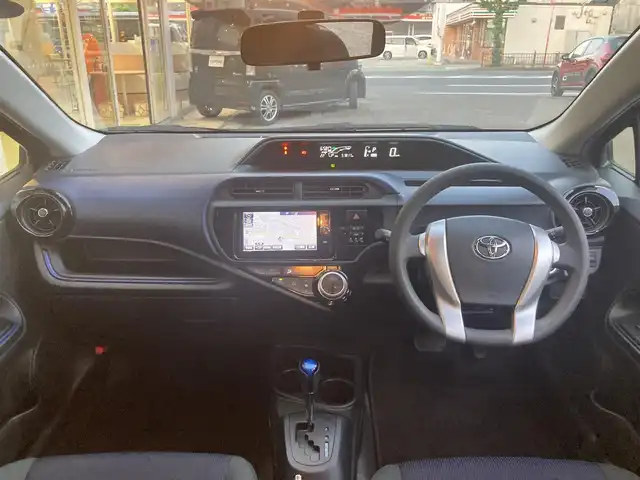 トヨタ アクア S 長崎県 2017(平29)年 5.8万km グレーメタリック モデリスタエアロ/ディーラーOP・SDナビ【NSZT-W66T】/Bluetooth接続/DVD再生/フルセグTV)/ビルトインETC/バックカメラ/オートヘッドライト/ISOFIX/電動格納ウィンカーミラー/ヘッドライトレベライザー
