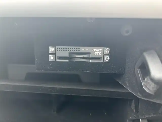 レクサス ＬＳ 600hL 栃木県 2012(平24)年 3.9万km ホワイトパールクリスタルシャイン 4WD/マークレビンソン/純正19インチAW/ブラインドスポットモニター/追従走行付きクルーズコントロール/純正ナビ/フルセグTV、Bluetooth、CD.DVD/バックカメラ/レザーシート/シートヒータ/ベンチレーション/シートメモリー/ハンドルヒーター/純正ETC/ナイトビュー/LEDヘッドライト/LEDフォグランプ/オートライト/オートマチックハイビーム/オットマン/純正フロアマット/純正アルミホイール