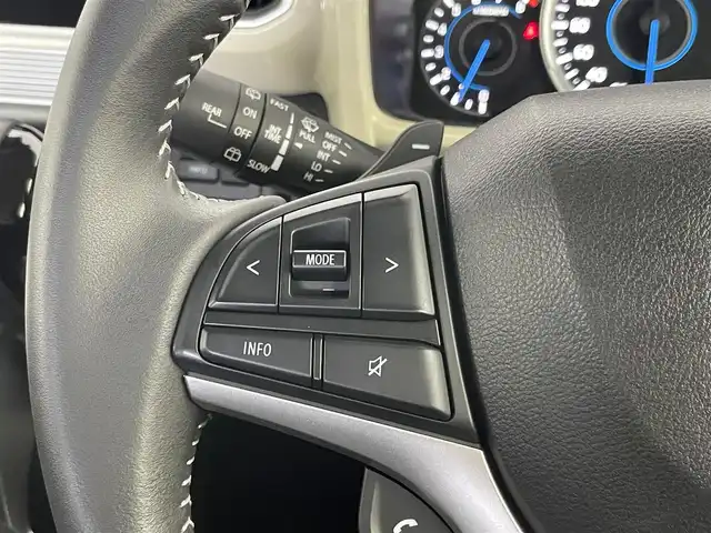 スズキ クロスビー HYBRID MZ 埼玉県 2023(令5)年 0.6万km メロウディープレッドパール 純正ナビ　全方位モニター　ビルトインＥＴＣ２．０　セーフティサポート　アダプティブクルーズコントロール　シートヒーター　純正アルミホイール　スマートキー　オートライト　ＬＥＤヘッドライト　地デジＴＶ
