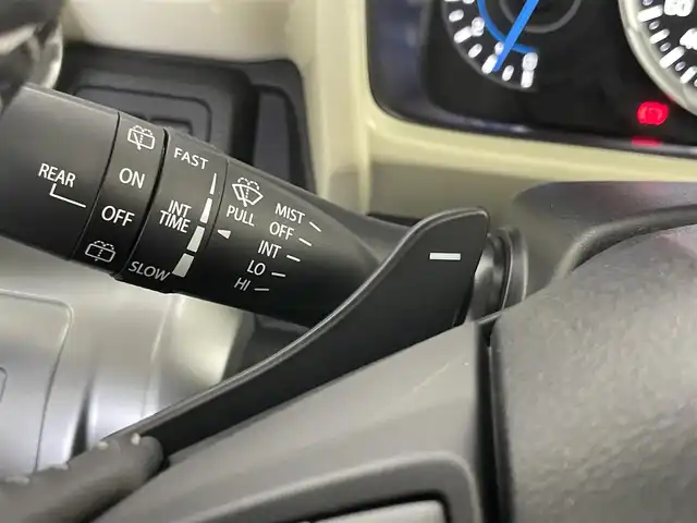 スズキ クロスビー HYBRID MZ 埼玉県 2023(令5)年 0.6万km メロウディープレッドパール 純正ナビ　全方位モニター　ビルトインＥＴＣ２．０　セーフティサポート　アダプティブクルーズコントロール　シートヒーター　純正アルミホイール　スマートキー　オートライト　ＬＥＤヘッドライト　地デジＴＶ