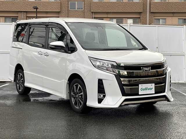 トヨタ ノア Si ダブルバイビーⅡ 道央・札幌 2019(令1)年 7.6万km ホワイトパールクリスタルシャイン 寒冷地仕様/純正ナビ/CD　DVD　BT　フルセグTV　ラジオ　SD/バックカメラ/両側パワースライドドア/ハーフレザーシート/スマートキー/プッシュスタート/ETC/電格ミラー/ウィンカーミラー/オートライト/フォグランプ/LEDヘッドライト/クルーズコントロール/クリアランスソナー/ステアリングスイッチ/純正16インチアルミホイール/ドアバイザー/フロアマット