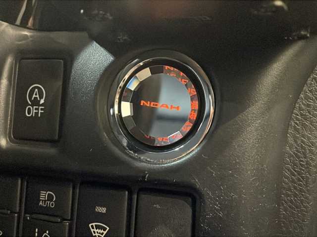 トヨタ ノア Si ダブルバイビーⅡ 道央・札幌 2019(令1)年 7.6万km ホワイトパールクリスタルシャイン 寒冷地仕様/純正ナビ/CD　DVD　BT　フルセグTV　ラジオ　SD/バックカメラ/両側パワースライドドア/ハーフレザーシート/スマートキー/プッシュスタート/ETC/電格ミラー/ウィンカーミラー/オートライト/フォグランプ/LEDヘッドライト/クルーズコントロール/クリアランスソナー/ステアリングスイッチ/純正16インチアルミホイール/ドアバイザー/フロアマット