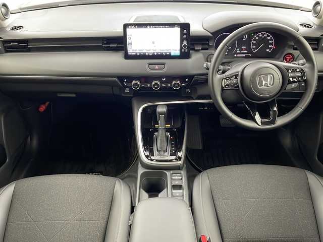 ホンダ ヴェゼル ハイブリッド e:HEV Z 宮城県 2021(令3)年 1.2万km サンドカーキパール 禁煙車/ワンオーナー/ホンダセンシング/・衝突軽減ブレーキ/・路外逸脱抑制機能/・アダプティブクルーズコントロール/・車線維持支援システム/・誤発進抑制機能 /・オートハイビーム/ブラインドスポットモニター/前席シートヒーター/全周囲カメラ/電動リアゲート/ステアリングヒーター/純正9インチディスプレイオーディオ/・インターナビ/BT/AM/FM/USB/フルセグTV/純正ドライブレコーダー（F/R）/ビルトインETC2.0/革巻きステアリング/ステアリングスイッチ/パドルシフト/電動パーキングブレーキ/オートホールド/プッシュスタート/スマートキー/置くだけ充電/ワイパーデアイサー/パーキングセンサーソナー/純正LEDヘッドライト/純正LEDフォグランプ/純正18インチアルミホイール/純正フロアマット