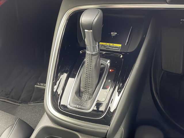 ホンダ ヴェゼル ハイブリッド e:HEV Z 宮城県 2021(令3)年 1.2万km サンドカーキパール 禁煙車/ワンオーナー/ホンダセンシング/・衝突軽減ブレーキ/・路外逸脱抑制機能/・アダプティブクルーズコントロール/・車線維持支援システム/・誤発進抑制機能 /・オートハイビーム/ブラインドスポットモニター/前席シートヒーター/全周囲カメラ/電動リアゲート/ステアリングヒーター/純正9インチディスプレイオーディオ/・インターナビ/BT/AM/FM/USB/フルセグTV/純正ドライブレコーダー（F/R）/ビルトインETC2.0/革巻きステアリング/ステアリングスイッチ/パドルシフト/電動パーキングブレーキ/オートホールド/プッシュスタート/スマートキー/置くだけ充電/ワイパーデアイサー/パーキングセンサーソナー/純正LEDヘッドライト/純正LEDフォグランプ/純正18インチアルミホイール/純正フロアマット