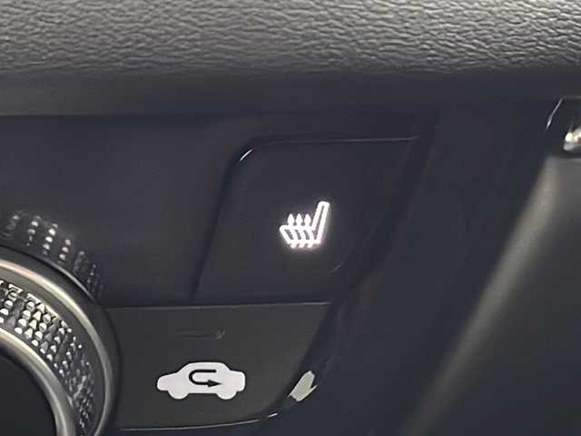 ホンダ ヴェゼル ハイブリッド e:HEV Z 宮城県 2021(令3)年 1.2万km サンドカーキパール 禁煙車/ワンオーナー/ホンダセンシング/・衝突軽減ブレーキ/・路外逸脱抑制機能/・アダプティブクルーズコントロール/・車線維持支援システム/・誤発進抑制機能 /・オートハイビーム/ブラインドスポットモニター/前席シートヒーター/全周囲カメラ/電動リアゲート/ステアリングヒーター/純正9インチディスプレイオーディオ/・インターナビ/BT/AM/FM/USB/フルセグTV/純正ドライブレコーダー（F/R）/ビルトインETC2.0/革巻きステアリング/ステアリングスイッチ/パドルシフト/電動パーキングブレーキ/オートホールド/プッシュスタート/スマートキー/置くだけ充電/ワイパーデアイサー/パーキングセンサーソナー/純正LEDヘッドライト/純正LEDフォグランプ/純正18インチアルミホイール/純正フロアマット