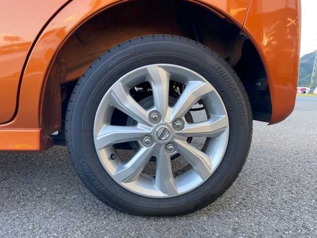 日産 デイズ ルークス ハイウェイスターX 兵庫県 2017(平29)年 2万km プレミアムサンシャインオレンジ 純正ナビ（FM/AM/DVD）/・ワンセグTV/アイドリングストップ　/横滑り防止/衝突軽減システム/オートライト/バックカメラ/全方位モニター/デジタルインナーミラー/エコモード/ETC/片側パワースライドドア