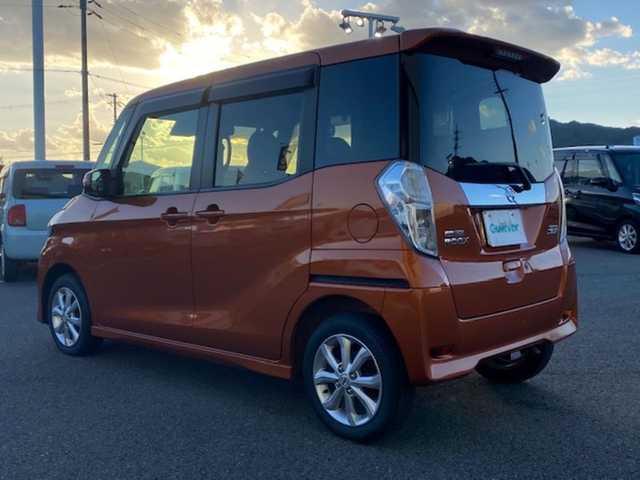 日産 デイズ ルークス ハイウェイスターX 兵庫県 2017(平29)年 2万km プレミアムサンシャインオレンジ 純正ナビ（FM/AM/DVD）/・ワンセグTV/アイドリングストップ　/横滑り防止/衝突軽減システム/オートライト/バックカメラ/全方位モニター/デジタルインナーミラー/エコモード/ETC/片側パワースライドドア