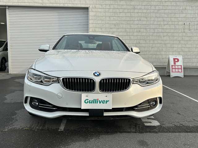 ＢＭＷ ４４０ｉ カブリオレ ラグジュアリー 長野県 2016(平28)年 1.7万km 白 純正HDDナビゲーション/CD DVD Bluetooth/バックカメラ/ETC/ワンオーナー/クルーズコントロール/衝突軽減ブレーキ/レーンキープアシスト/パドルシフト/ブラインドスポットモニター/運転席メモリーシート付き/シートヒーター(D/N)/パワーシート(D/N)/茶革シート/ステアリングリモコン/ドライブレコーダー/コーナーセンサー(前後)/横滑り防止装置/ウィンカーミラー/電動格納ミラー/スマートキー/エンジンプッシュスタート/スペアキー