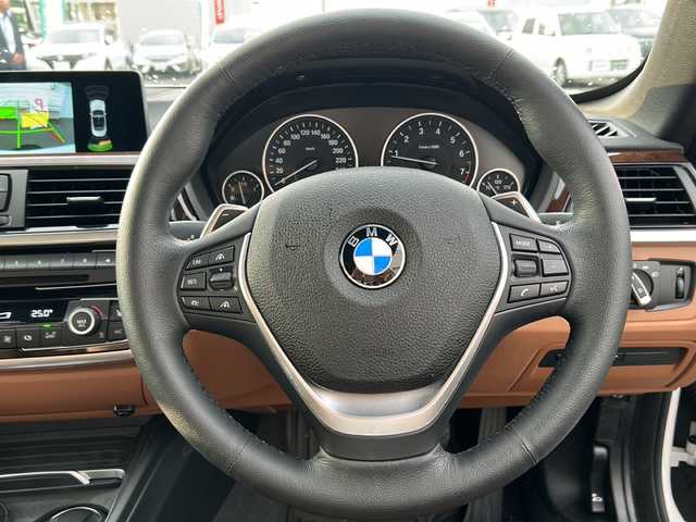 ＢＭＷ ４４０ｉ カブリオレ ラグジュアリー 長野県 2016(平28)年 1.7万km 白 純正HDDナビゲーション/CD DVD Bluetooth/バックカメラ/ETC/ワンオーナー/クルーズコントロール/衝突軽減ブレーキ/レーンキープアシスト/パドルシフト/ブラインドスポットモニター/運転席メモリーシート付き/シートヒーター(D/N)/パワーシート(D/N)/茶革シート/ステアリングリモコン/ドライブレコーダー/コーナーセンサー(前後)/横滑り防止装置/ウィンカーミラー/電動格納ミラー/スマートキー/エンジンプッシュスタート/スペアキー