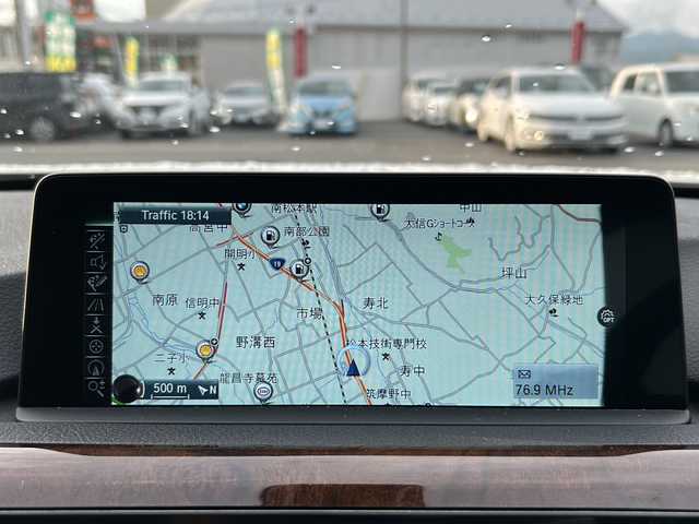 ＢＭＷ ４４０ｉ カブリオレ ラグジュアリー 長野県 2016(平28)年 1.7万km 白 純正HDDナビゲーション/CD DVD Bluetooth/バックカメラ/ETC/ワンオーナー/クルーズコントロール/衝突軽減ブレーキ/レーンキープアシスト/パドルシフト/ブラインドスポットモニター/運転席メモリーシート付き/シートヒーター(D/N)/パワーシート(D/N)/茶革シート/ステアリングリモコン/ドライブレコーダー/コーナーセンサー(前後)/横滑り防止装置/ウィンカーミラー/電動格納ミラー/スマートキー/エンジンプッシュスタート/スペアキー