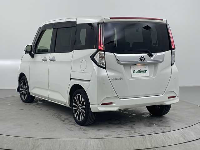トヨタ ルーミー カスタムG－T 熊本県 2020(令2)年 3.7万km パールホワイトⅢ スマートアシスト/・衝突回避支援ブレーキ機能/・車線逸脱警報機能/・オートハイビーム/・コーナーセンサー/全車速追従機能付ＡＣＣ/純正ナビ/（NSZT-Y68T）/バックカメラ/ワンセグTV/両側パワースライドドア/ビルトインETC/プッシュスタート/スマートキー/電動パーキングブレーキ/ステアリングスイッチ/LEDヘッドライト/LEDフォグライト/純正フロアマット/純正15インチAW/ロールサンシェード