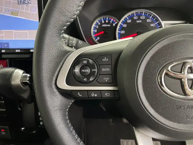 トヨタ ルーミー カスタムG－T 鹿児島県 2020(令2)年 3.7万km パールホワイトⅢ スマートアシスト/・衝突回避支援ブレーキ機能/・車線逸脱警報機能/・オートハイビーム/・コーナーセンサー/全車速追従機能付ＡＣＣ/純正ナビ/（NSZT-Y68T）/バックカメラ/ワンセグTV/両側パワースライドドア/ビルトインETC/プッシュスタート/スマートキー/電動パーキングブレーキ/ステアリングスイッチ/LEDヘッドライト/LEDフォグライト/純正フロアマット/純正15インチAW/ロールサンシェード