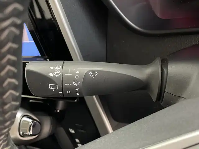 トヨタ ルーミー カスタムG－T 鹿児島県 2020(令2)年 3.7万km パールホワイトⅢ スマートアシスト/・衝突回避支援ブレーキ機能/・車線逸脱警報機能/・オートハイビーム/・コーナーセンサー/全車速追従機能付ＡＣＣ/純正ナビ/（NSZT-Y68T）/バックカメラ/ワンセグTV/両側パワースライドドア/ビルトインETC/プッシュスタート/スマートキー/電動パーキングブレーキ/ステアリングスイッチ/LEDヘッドライト/LEDフォグライト/純正フロアマット/純正15インチAW/ロールサンシェード