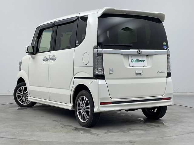 ホンダ Ｎ ＢＯＸ カスタム G SSパッケージ 新潟県 2017(平29)年 10.2万km プレミアムホワイトパールⅡ 　純正ナビ/　フルセグテレビ/Bluetooth/　バックカメラ/　片側パワースライドドア/　ETC/　HID/　オートライト/　シートヒーター/　ステアリングスイッチ/　アイドリングストップ/　ウィンカーミラー/　ドアバイザー/　プッシュスタート/　スマートキー