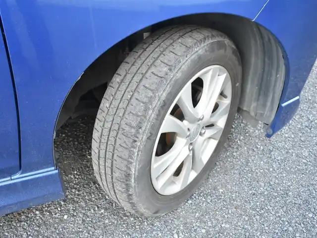 スズキ ソリオ HV SZ 神奈川県 2017(平29)年 9.9万km 青 デュアルカメラブレーキサポート/：前方衝突被害軽減ブレーキ/ケンウッドナビ/：ワンセグTV/：CD再生/：バックカメラ/ビルトインETC/前後ドライブレコーダー/シートヒーター（運転席）/純正15インチアルミホイール/純正フロアマット/：ドアバイザー/純正HIDヘッドライト/：オートヘッドライト/：フロントフォグライト