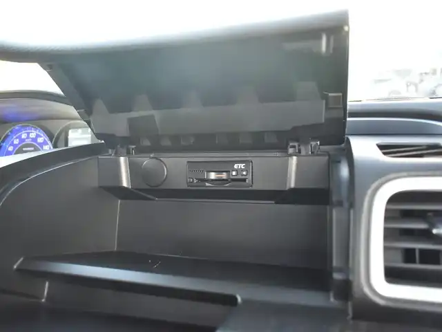 スズキ ソリオ HV SZ 神奈川県 2017(平29)年 9.9万km 青 デュアルカメラブレーキサポート/：前方衝突被害軽減ブレーキ/ケンウッドナビ/：ワンセグTV/：CD再生/：バックカメラ/ビルトインETC/前後ドライブレコーダー/シートヒーター（運転席）/純正15インチアルミホイール/純正フロアマット/：ドアバイザー/純正HIDヘッドライト/：オートヘッドライト/：フロントフォグライト