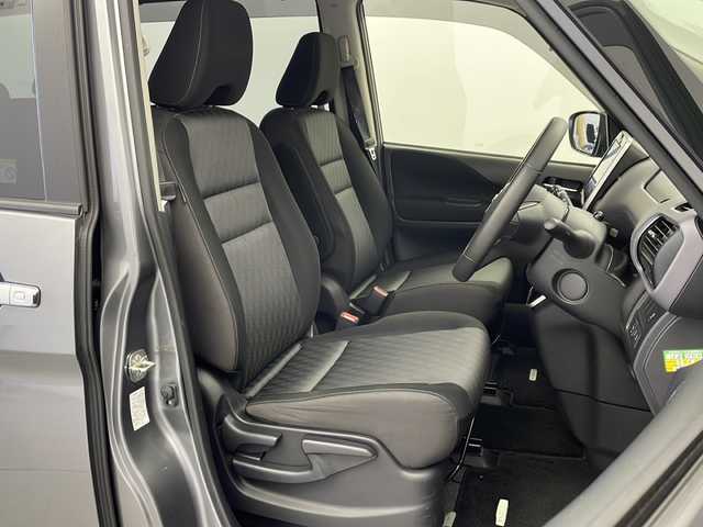 日産 セレナ ハイウェイスター V 栃木県 2021(令3)年 4.5万km ダークメタルグレー/ダイヤモンドブラック 両側パワースライドドア/純正ナビ/　ラジオ・SD・TV・USB・BT・CD・DVD・Blu-ray・ /    HDMI/純正フリップダウンモニター/プロパイロット/レーダークルーズコントロール/ETC/アラウンドビューモニター　/前方ドライブレコーダー/前後コーナーセンサー/アイドリングストップ/デジタルインナーミラー/ブラインドスポットモニター/純正フロアマット/純正アルミホイール/スマートスペアキー×１