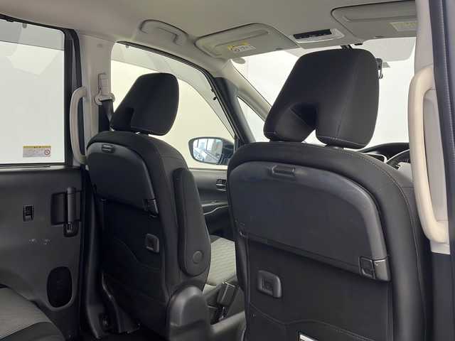 日産 セレナ ハイウェイスター V 栃木県 2021(令3)年 4.5万km ダークメタルグレー/ダイヤモンドブラック 両側パワースライドドア/純正ナビ/　ラジオ・SD・TV・USB・BT・CD・DVD・Blu-ray・ /    HDMI/純正フリップダウンモニター/プロパイロット/レーダークルーズコントロール/ETC/アラウンドビューモニター　/前方ドライブレコーダー/前後コーナーセンサー/アイドリングストップ/デジタルインナーミラー/ブラインドスポットモニター/純正フロアマット/純正アルミホイール/スマートスペアキー×１