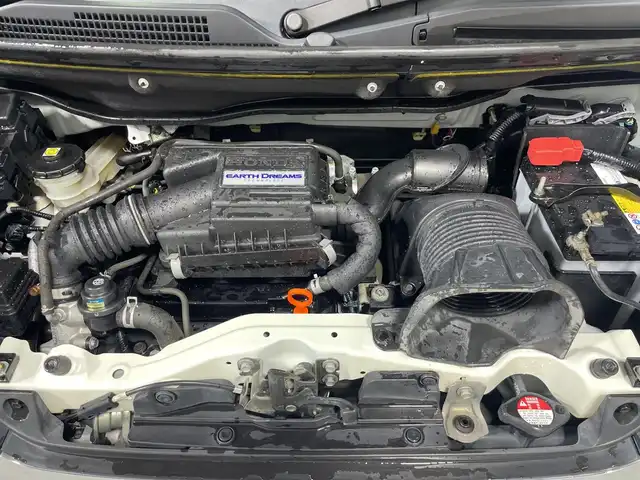 ホンダ Ｎ ＢＯＸ カスタム ターボ SSパッケージ 神奈川県 2014(平26)年 7.1万km プレミアムホワイトパール 純正インターナビ（VXM-155VSi）/AM FM TV　Bluetooth　/バックカメラ/両側パワースライドドア/前席シートヒーター/ETC/クルーズコントロール/プッシュスタート/スマートキー/純正15インチアルミホイール/純正フロアマット