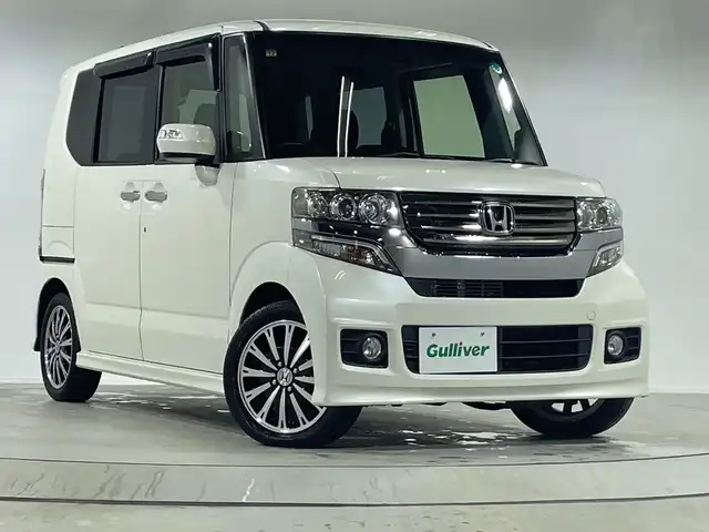 ホンダ Ｎ ＢＯＸ カスタム ターボ SSパッケージ 神奈川県 2014(平26)年 7.1万km プレミアムホワイトパール 純正インターナビ（VXM-155VSi）/AM FM TV　Bluetooth　/バックカメラ/両側パワースライドドア/前席シートヒーター/ETC/クルーズコントロール/プッシュスタート/スマートキー/純正15インチアルミホイール/純正フロアマット