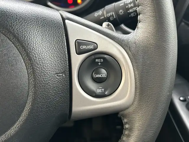 ホンダ Ｎ ＢＯＸ カスタム ターボ SSパッケージ 神奈川県 2014(平26)年 7.1万km プレミアムホワイトパール 純正インターナビ（VXM-155VSi）/AM FM TV　Bluetooth　/バックカメラ/両側パワースライドドア/前席シートヒーター/ETC/クルーズコントロール/プッシュスタート/スマートキー/純正15インチアルミホイール/純正フロアマット