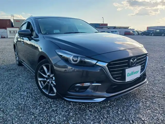 マツダ アクセラ スポーツ XD Lパッケージ 島根県 2016(平28)年 6.5万km マシーングレープレミアムM サンルーフ/純正ナビ/フルセグTV/バックモニター/ETC/ドライブレコーダー/レーダークルーズコントロール/前後パーキングセンサー/衝突被害軽減ブレーキ/車線逸脱警報システム/レーンキープアシスト/AT誤発進抑制制御機能/ブラインドスポットモニタリング/ドライバーアテンションアラート/ヘッドアップディスプレイ/ツインターボ/アダプティブLEDヘッドランプ/革巻きステアリング/ステアリングヒーター/パドルシフト/ホワイト革シート/前席シートヒーター/運転席パワーシート/BOSEサウンドシステム/純正18インチアルミホイール/スマートキー/プッシュエンジンスタート/禁煙車