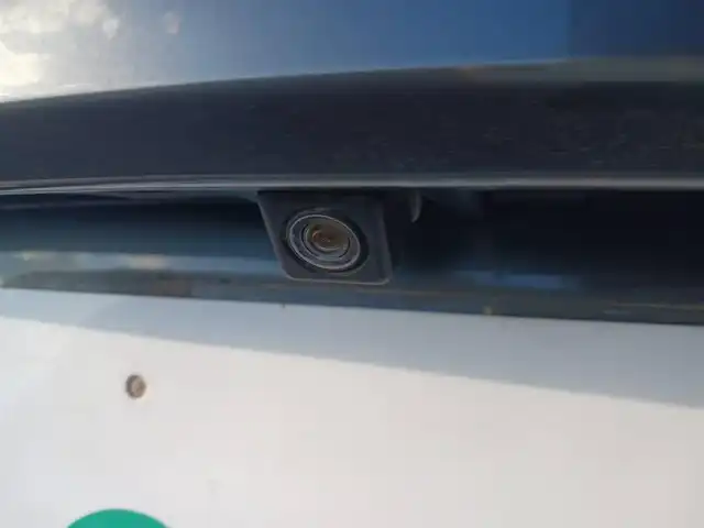 マツダ アクセラ スポーツ XD Lパッケージ 島根県 2016(平28)年 6.5万km マシーングレープレミアムM サンルーフ/純正ナビ/フルセグTV/バックモニター/ETC/ドライブレコーダー/レーダークルーズコントロール/前後パーキングセンサー/衝突被害軽減ブレーキ/車線逸脱警報システム/レーンキープアシスト/AT誤発進抑制制御機能/ブラインドスポットモニタリング/ドライバーアテンションアラート/ヘッドアップディスプレイ/ツインターボ/アダプティブLEDヘッドランプ/革巻きステアリング/ステアリングヒーター/パドルシフト/ホワイト革シート/前席シートヒーター/運転席パワーシート/BOSEサウンドシステム/純正18インチアルミホイール/スマートキー/プッシュエンジンスタート/禁煙車