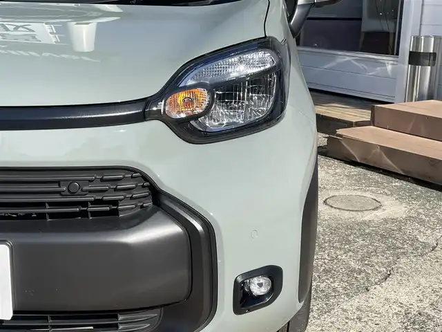 トヨタ シエンタ ハイブリッド G 神奈川県 2023(令5)年 2.3万km アーバンカーキ ワンオーナー/純正10.5インチディスプレイオーディオ/　（Bluetooth・USB・ミラキャス）/フルセグTV/両側パワースライドドア/前席シートヒーター/ステアリングヒーター/トヨタセーフティセンス/LEDヘッドライト/LEDフォグライト/レーダークルーズコントロール/パノラミックビューモニター/ビルトインETC2.0/前後アクセサリーコンセント/　（AC100V1500W）/スマートキー×2/保証書/取扱説明書