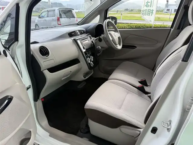 日産 デイズ S 京都府 2017(平29)年 3.6万km ホワイト 4WD/エマージェンシーブレーキ/踏み間違い衝突防止アシス/運転席シートヒーター/アイドリングストップ/キーレス/保証書