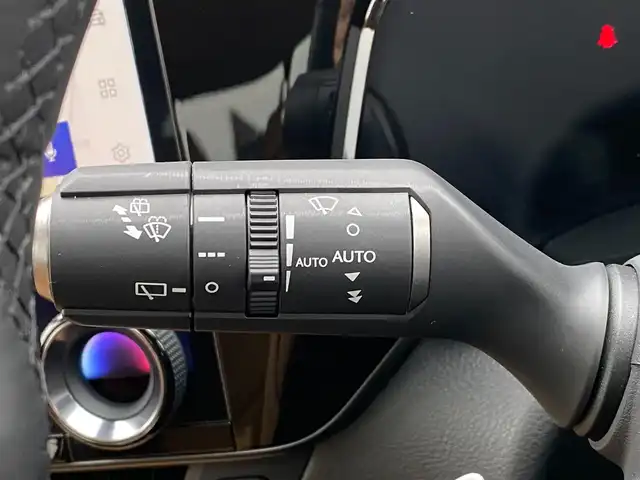 レクサス ＮＸ 250 岐阜県 2025(令7)年 0.5万km グラファイトブラックガラスフレーク パノラマサンルーフ　/ヘッドアップディスプレイ　/ブラインドスポットモニター　/純正ナビ（フルセグTV/Bluetooth/USB）/全方位カメラ　/レクサスセーフティシステムプラス/クリアランスソナー/純正ドライブレコーダー/クルーズコントロール/エアシート・シートヒーター/デュアルオートエアコン/Trail Mode/ダウンヒルアシストコントロールシステム/革巻きステアリング/ステアリングスイッチ/ブラウンレザーシート　/前席パワーシート　/パワーバックドア　/ビルトインETC2.0 /純正20インチアルミホイール/カードキー・スマートキー×２