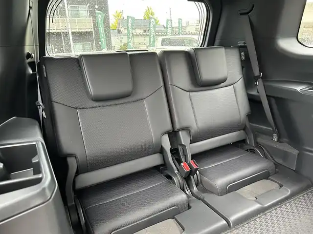 トヨタ ランドクルーザー ２５０ VX 宮城県 2024(令6)年 0.6万km アバンギャルドブロンズメタリック /ワンオーナー//サンルーフ//デジタルインナーミラー//純正コネクティッドナビ//FM/AM/BT/フルセグテレビ//スマートフォン連携//レザーシート//前席パワーシート/シートヒーター/ベンチレーション//ステアリングヒーター//パノラミックビューモニター//トヨタセーフティセンス/・プリクラッシュセーフティ/・レーントレーシングアシスト/・レーンディパーチャーアラート/・レーダークルーズコントロール/・アダプティブハイビームシステム/・ロードサインアシスト/・ドライバー異常時対応システム/・プロアクティブドライビングアシスト/・発進遅れ告知機能//ビルトインETC2.0//スマートキーx2//マットガード//社外フロアマット