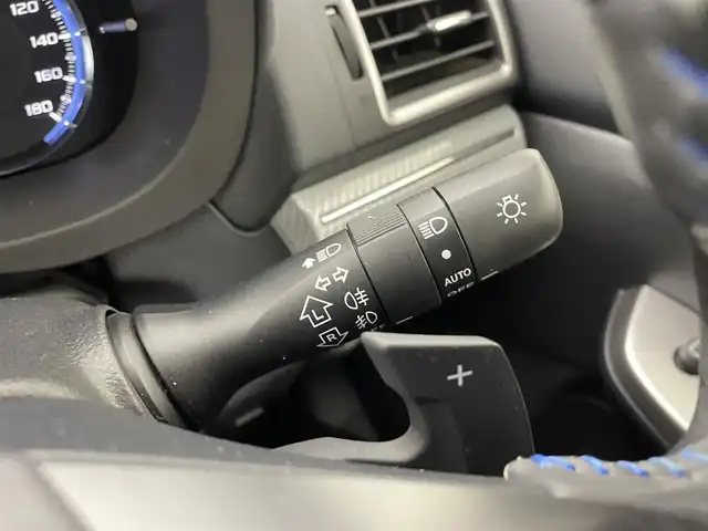 スバル レヴォーグ 1．6GT－S アイサイト 群馬県 2016(平28)年 4.1万km クリスタルホワイトP アドバンスドセイフティパッケージ/・スバルリヤビークルディテクション/・ハイビームアシスト/・サイドビューモニター/・アイサイトアシストモニター/======/純正パナソニックナビ（CN-LR720D)/・CD/DVD/SD/USB/Bluetooth/フルセグTV/======/純正ナビ　バックカメラ　パワーシート　全車速追従機能付きクルーズコントロール　ＥＴＣ　リヤビークルディテクション　ＬＥＤヘッドライト　ラゲッジマット　トノカバー　パドルシフト　ターボ　４ＷＤ　禁煙車