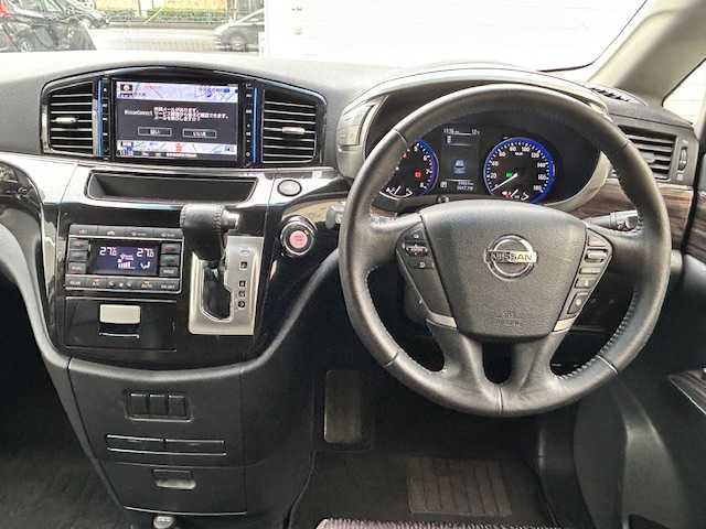 日産 エルグランド 250ハイウェイスターS 東京都 2019(令1)年 3.5万km ブリリアントホワイトパール ワンオーナー/純正ナビ　（MM519D-L）/　＜フルセグTV/DVD/Blu-ray/CD/Bluetooth/SD＞/バックカメラ/ETC/両側パワースライドドア/レーダークルーズ/エマージェンシーブレーキ/車線逸脱警報/コーナーセンサー/純正ドライブレコーダー/ハーフレザーシート/フロントエアロ/スマートキー×２/純正フロアマット/ドアバイザー/取扱説明書/保証書