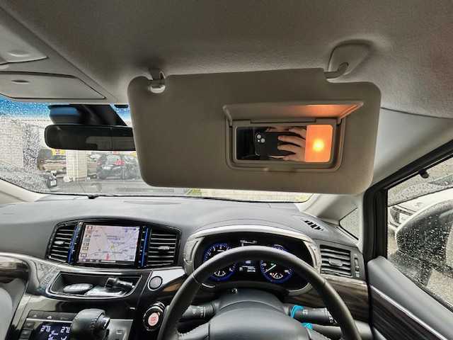 日産 エルグランド 250ハイウェイスターS 東京都 2019(令1)年 3.5万km ブリリアントホワイトパール ワンオーナー/純正ナビ　（MM519D-L）/　＜フルセグTV/DVD/Blu-ray/CD/Bluetooth/SD＞/バックカメラ/ETC/両側パワースライドドア/レーダークルーズ/エマージェンシーブレーキ/車線逸脱警報/コーナーセンサー/純正ドライブレコーダー/ハーフレザーシート/フロントエアロ/スマートキー×２/純正フロアマット/ドアバイザー/取扱説明書/保証書