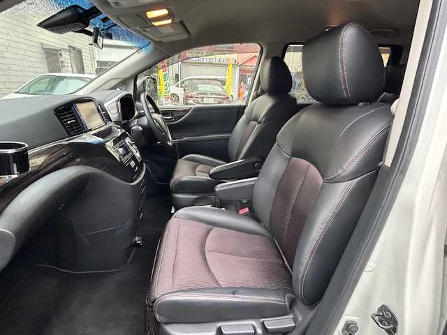 日産 エルグランド 250ハイウェイスターS 東京都 2019(令1)年 3.5万km ブリリアントホワイトパール ワンオーナー/純正ナビ　（MM519D-L）/　＜フルセグTV/DVD/Blu-ray/CD/Bluetooth/SD＞/バックカメラ/ETC/両側パワースライドドア/レーダークルーズ/エマージェンシーブレーキ/車線逸脱警報/コーナーセンサー/純正ドライブレコーダー/ハーフレザーシート/フロントエアロ/スマートキー×２/純正フロアマット/ドアバイザー/取扱説明書/保証書