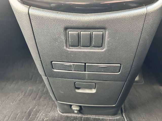 日産 エルグランド 250ハイウェイスターS 東京都 2019(令1)年 3.5万km ブリリアントホワイトパール ワンオーナー/純正ナビ　（MM519D-L）/　＜フルセグTV/DVD/Blu-ray/CD/Bluetooth/SD＞/バックカメラ/ETC/両側パワースライドドア/レーダークルーズ/エマージェンシーブレーキ/車線逸脱警報/コーナーセンサー/純正ドライブレコーダー/ハーフレザーシート/フロントエアロ/スマートキー×２/純正フロアマット/ドアバイザー/取扱説明書/保証書