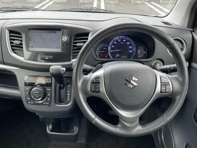 スズキ ワゴンＲ スティングレー T 熊本県 2016(平28)年 2.4万km クリスタルホワイトP ワンオーナー/レーダーブレーキサポート/プッシュスタート/純正ナビ/（ワンセグTV・BTオーディオ・SD）/バックカメラ/純正15インチAW/クルーズコントロール/パドルシフト/右前席シートヒーター/HIDヘッドライト/オートライト/フォグライト/横滑り防止装置/ウィンカーミラー/純正フロアマット/純正ドアバイザー/新車保証書/取扱説明書/スマートスペアキー×1本