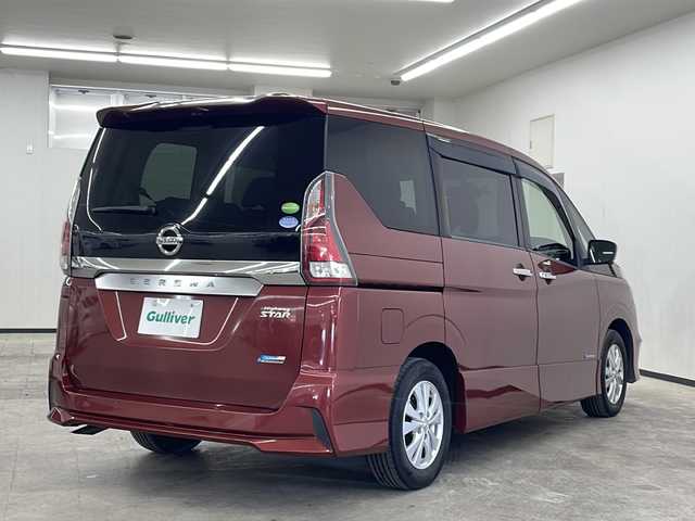 日産 セレナ ハイウェイスター 長崎県 2017(平29)年 7.3万km マルーンレッド 純正9インチナビ（MM516D-L）/・フルセグテレビ/・Bluetooth/・AM/FM/CD/DVD/Blu-ray/アラウンドビューモニター/エマージェンシーブレーキ/・標識表示/・車線逸脱警報/クルーズコントロール/パーキングアシスト/両側スライドドア/純正ドライブレコーダー/ETC/コーナーセンサー/アイドリングストップ/横滑り防止装置/プッシュスタート/スマートキー/スペアキー/サイドバイザー/純正15インチAW/リアサンシェード/シートバックテーブル