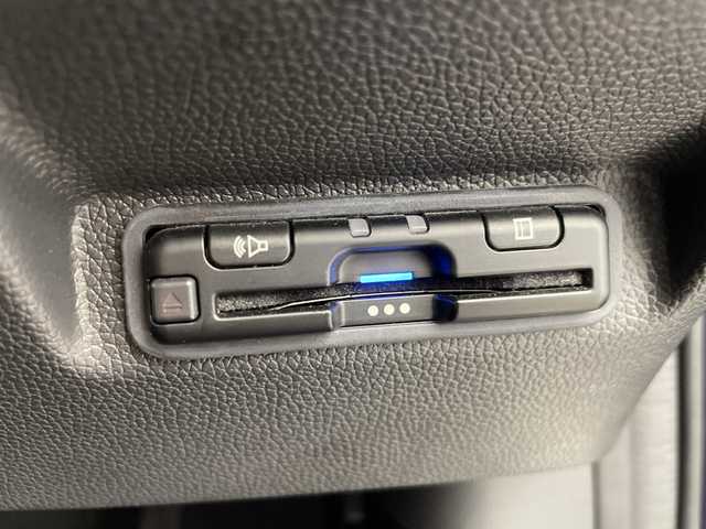 ホンダ フリード G ブラックスタイル 三重県 2023(令5)年 2.4万km トワイライトミストブラックパール /禁煙車//純正ナビ/（CD.DVD.BT.フルセグTV）//バックカメラ//両側パワースライドドア//レーダークルーズコントロール//ETC//電動格納ミラー//プッシュスタート//シートヒーター//ステアリングスイッチ//LEDヘッドライト